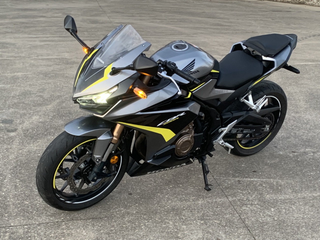 2022 Honda CBR500R ABS